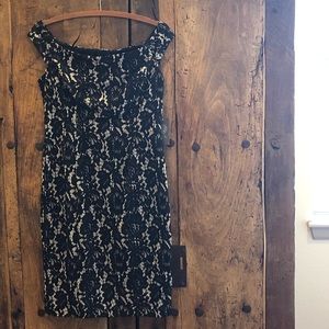 Vince Camuto Off-the-Shoulder Lace Dress Size 8
